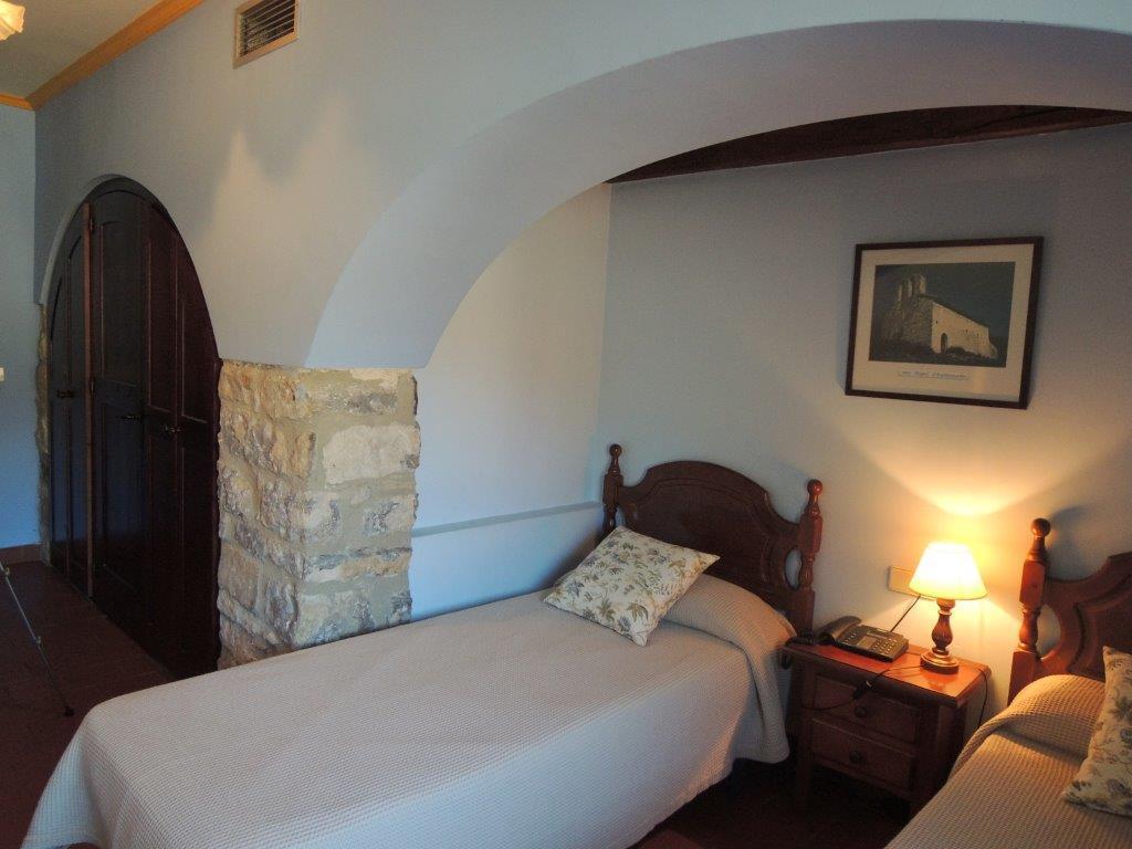 Hostal De La Rovira Oix المظهر الخارجي الصورة