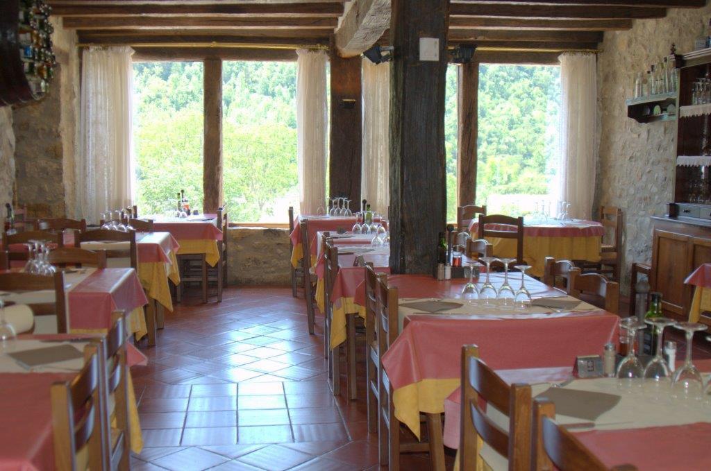 Hostal De La Rovira Oix المظهر الخارجي الصورة